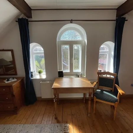 Up De Warft - Friesenrose * فيردوم