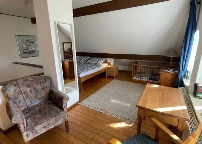 Up De Warft - Friesenrose Werdum